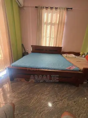 King Size Bed With Mattress