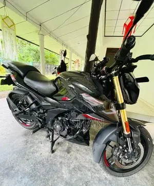 Bajaj Pulsar N160 Premium 2025