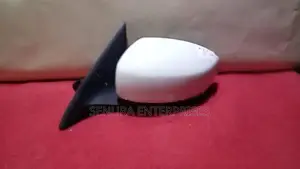 Nissan Bluebird KG11 Side Mirror Lh