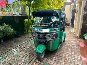 Bajaj RE 4 stroke 2014