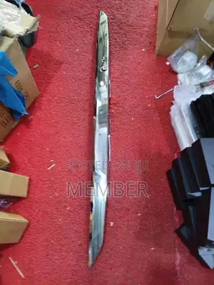 Toyota KDH Dike Door Garnish
