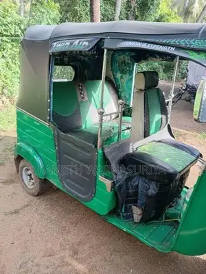 Bajaj RE 2009