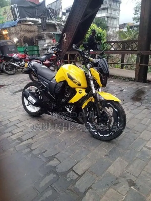 Yamaha FZS V1 2012