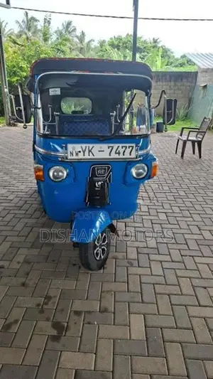 Bajaj RE 4 Stroke 2011