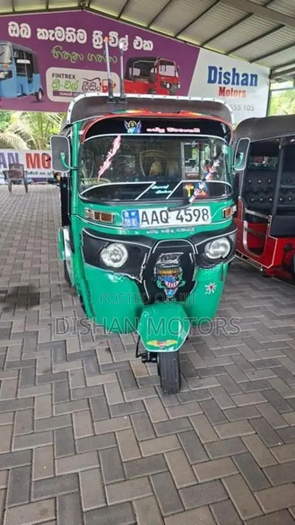 Bajaj RE 4Stroke 2014