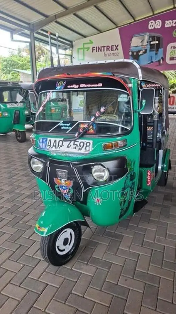 Bajaj RE 4Stroke 2014