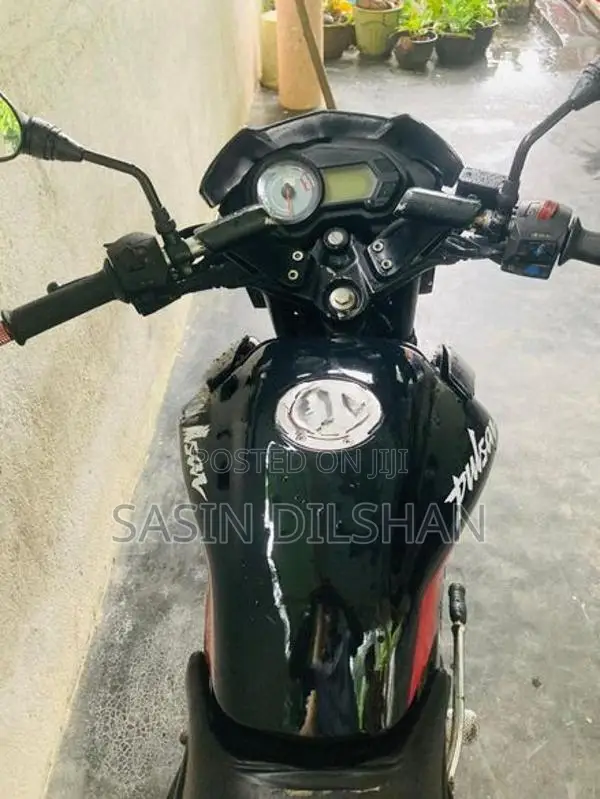 Bajaj Pulsar 135 2011