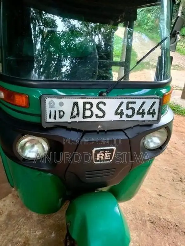 Bajaj RE Three Wheeler 2018