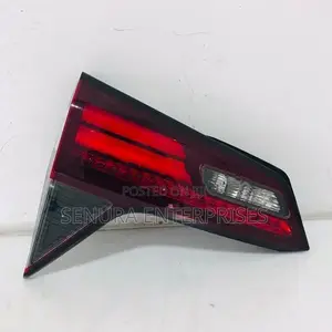 Honda Vezel RU3 Tail Light Garnish LH