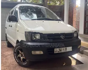 Toyota Noah CR42 1999
