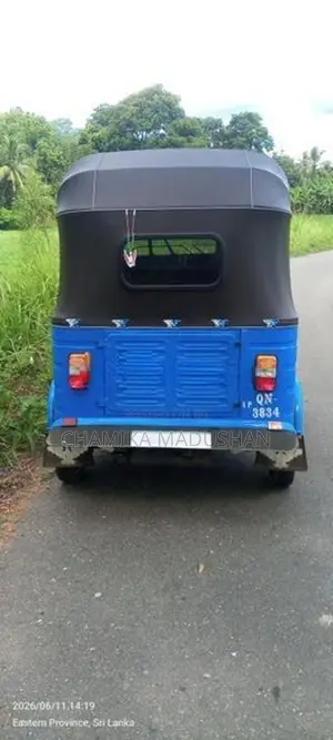 Bajaj RE 2008