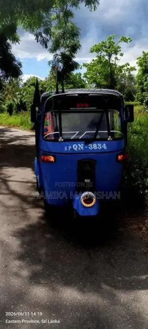 Bajaj RE 2008