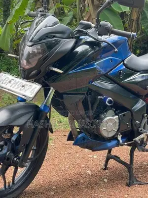 Bajaj Pulsar NS160 2017