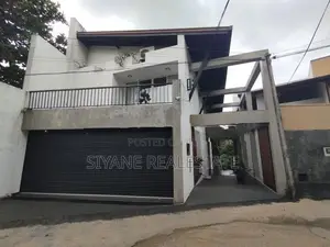 Luxury House for Sale in Thalawathugoda
