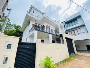 Modern 4BR Luxury House for Sale in Athurugiriya