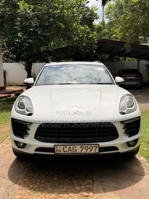 Porsche Macan 2014