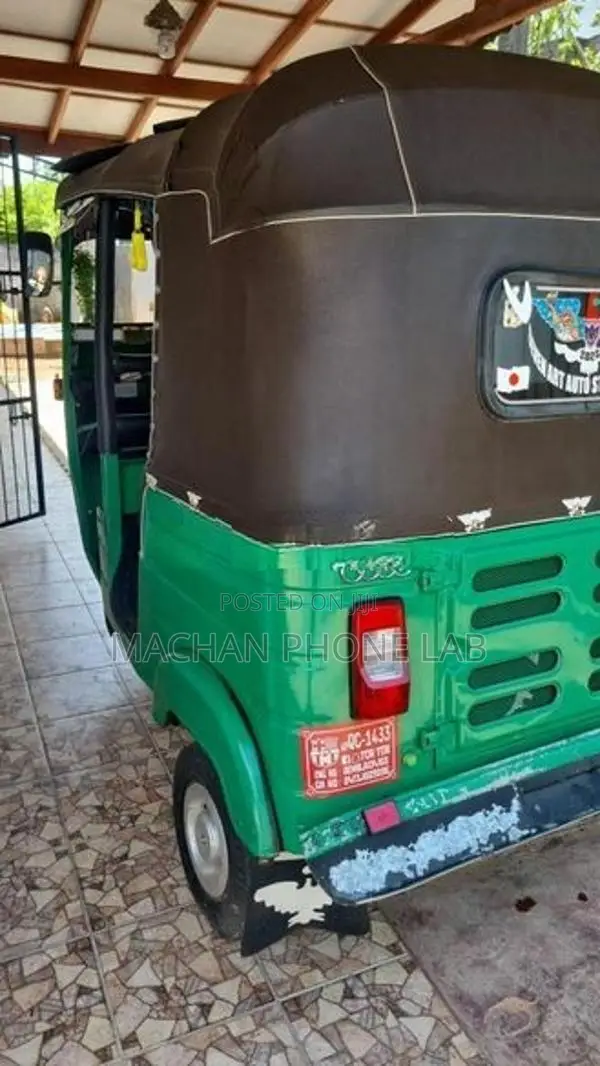 Bajaj RE 2 Stroke 2004
