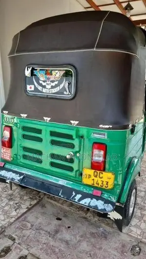 Bajaj RE 2 Stroke 2004