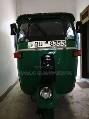 Bajaj RE 2009