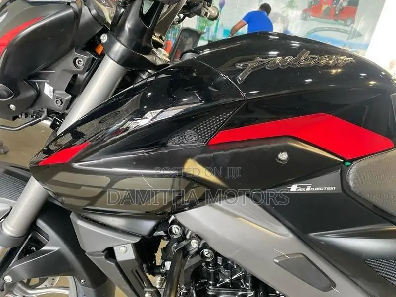 Bajaj Pulsar NS200 pulser 2026
