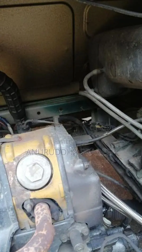 Bajaj RE 2014