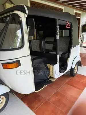 Bajaj RE Three Wheeler 2005