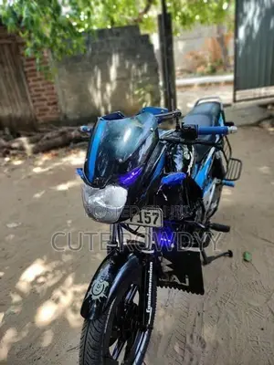 Bajaj Pulsar 180 2012