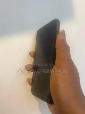 Apple iPhone XR (Used)