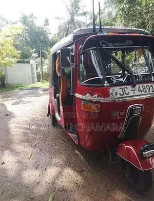 Bajaj RE 2004