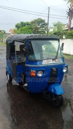 Bajaj RE 2006
