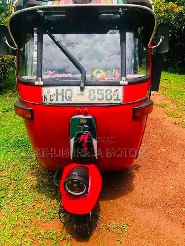 Bajaj RE 2 Storks 2004