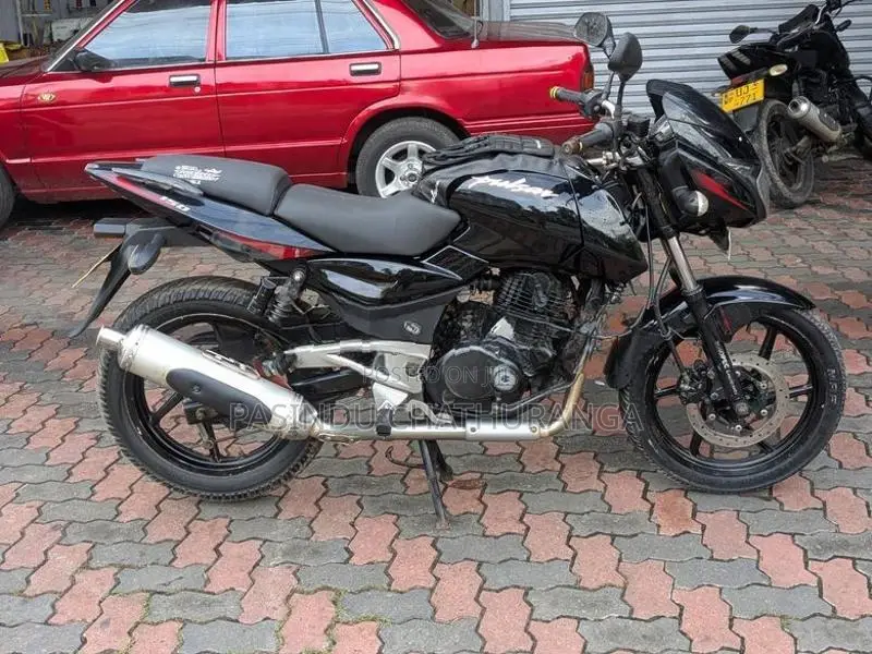 Bajaj Pulsar 200 2008