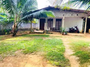 පස්යාල මල්හෑවෙන් නිවසක්