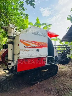 Kubota 70G Paddy Harvester
