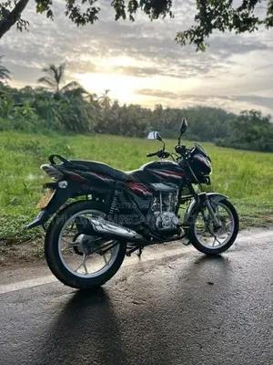 Bajaj Discover 125 2017