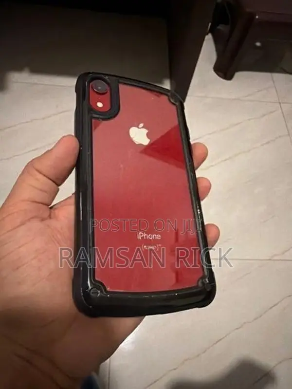 Apple iPhone XR (Used)