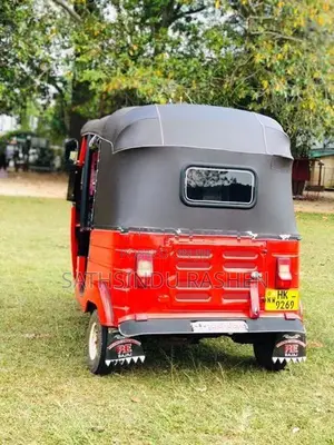 Bajaj RE 2002