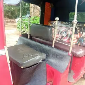 Bajaj RE 4stok 2010