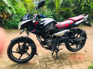 Bajaj Pulsar 135 XC 2010