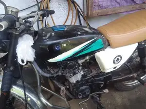 Bajaj Boxer 2003