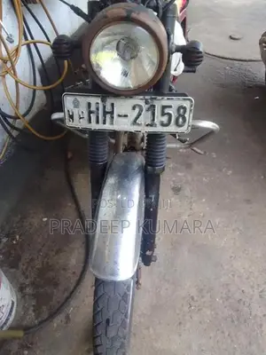 Bajaj Boxer 2003