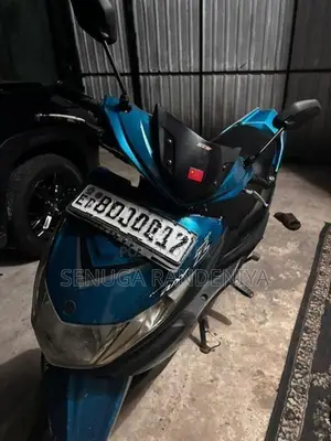Yamaha Ray 2016