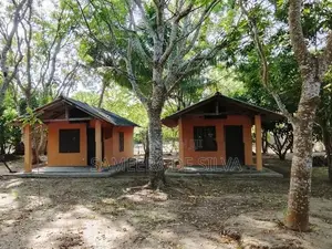 Prime Arugam Bay Hotel for Sale