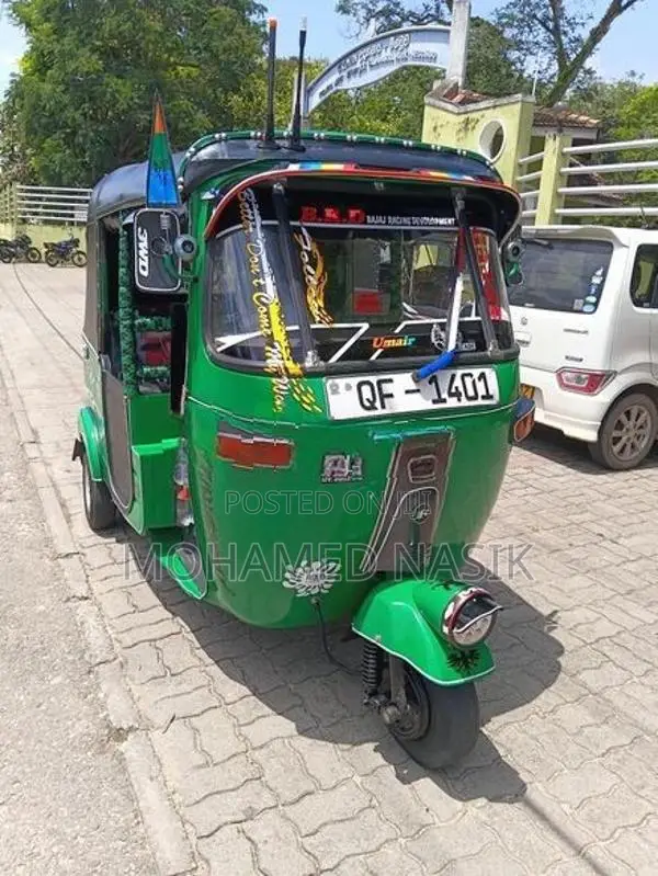 Bajaj RE 2006