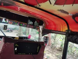 Bajaj RE 2016