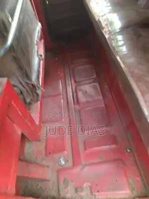 Bajaj RE 2004