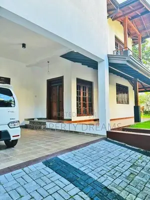 Pannipitiya Spacious Contemporary House