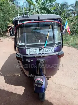Bajaj RE 2003