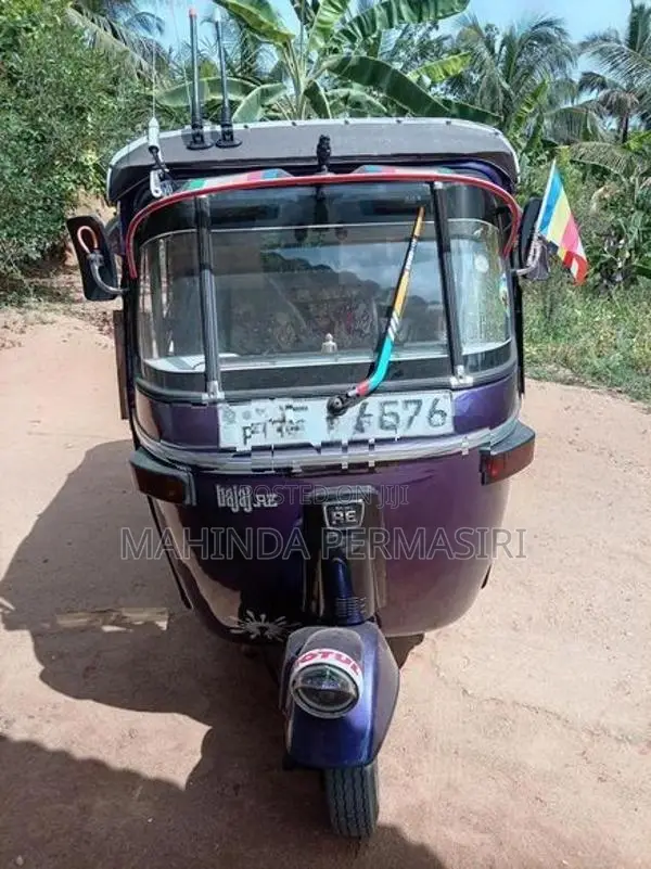 Bajaj RE 2003