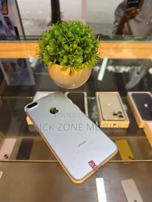 Apple iPhone 7 Plus 128GB (Used)
